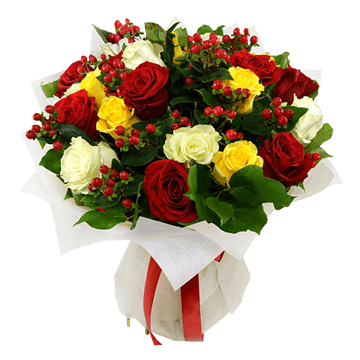 Bouquet de roses avec millepertuis